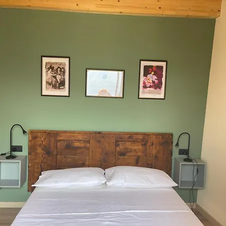 Holiday home Casale Bellavista 1853, Cremia, Di *
